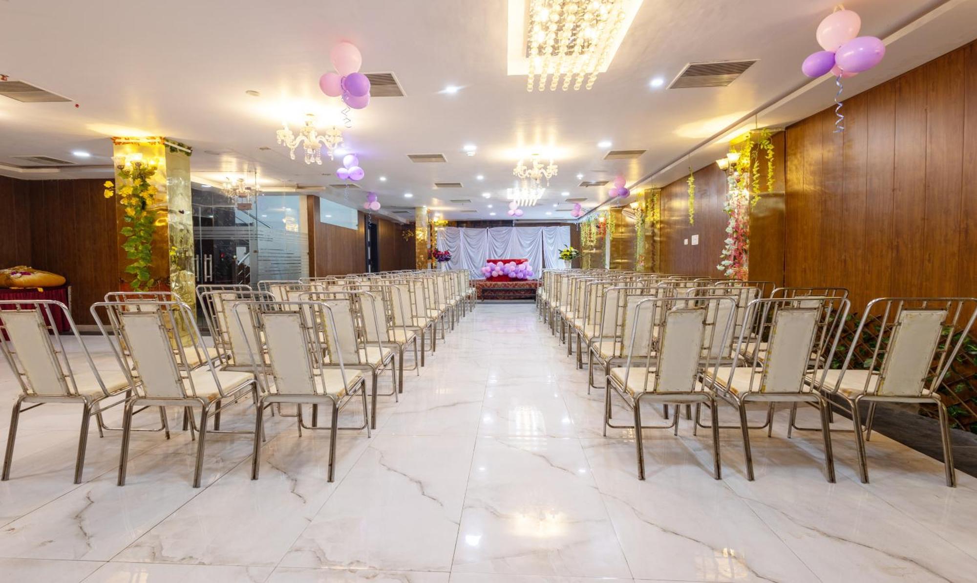 Treebo Shakuntalam, Near Lucknow Airport Hotel Екстериор снимка
